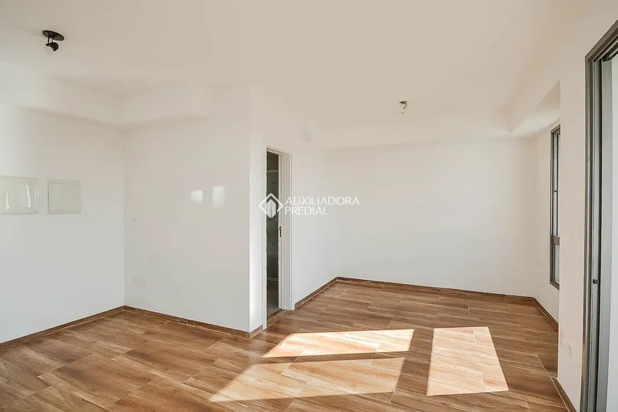 Foto 1 de Apartamento com 1 Quarto para alugar, 39m² em Tristeza, Porto Alegre