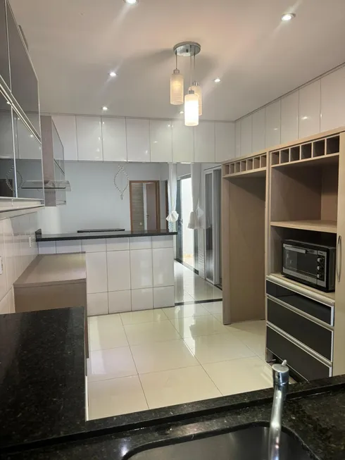 Foto 1 de Casa com 3 Quartos à venda, 140m² em Jardim Helvécia, Aparecida de Goiânia