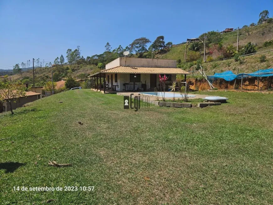 Foto 1 de Fazenda/Sítio com 2 Quartos à venda, 100m² em Zona Rural, Santa Bárbara do Monte Verde