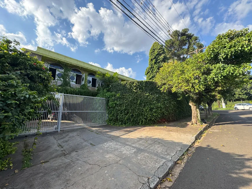 Foto 1 de Casa com 5 Quartos à venda, 455m² em Dom Pedro, Londrina