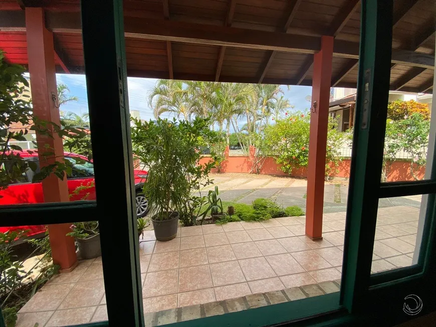 Foto 1 de Casa com 3 Quartos à venda, 139m² em Açores, Florianópolis