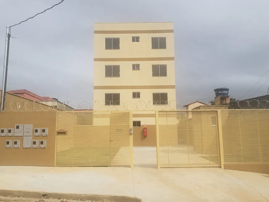 Foto 1 de Apartamento com 2 Quartos à venda, 49m² em Florenca, Ribeirão das Neves