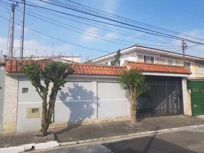 Foto 1 de Casa com 3 Quartos à venda, 186m² em Vila Carolina, São Paulo