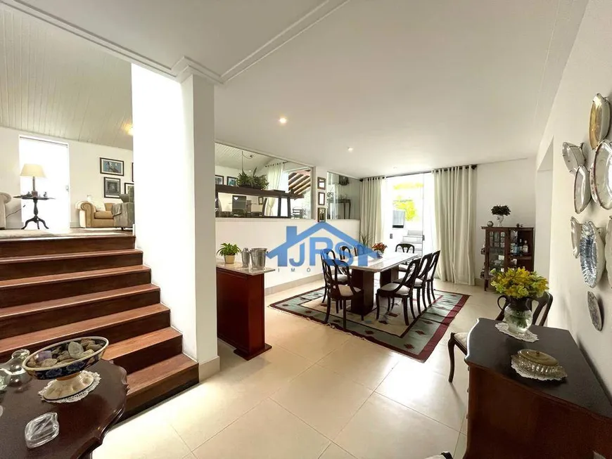 Foto 1 de Casa de Condomínio com 4 Quartos para alugar, 450m² em Centro Comercial Jubran, Barueri