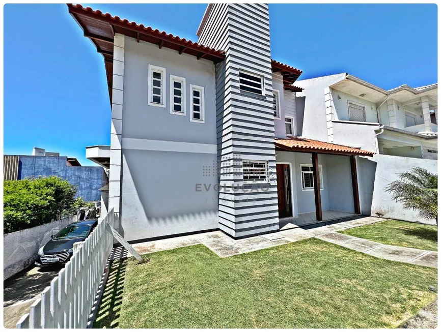 Foto 1 de Casa com 4 Quartos à venda, 320m² em Capoeiras, Florianópolis