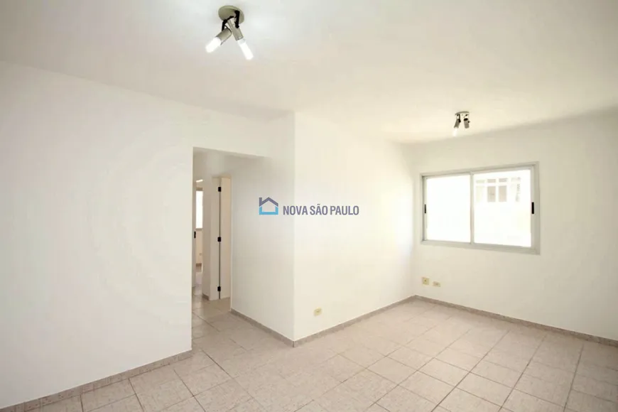 Foto 1 de Apartamento com 3 Quartos à venda, 56m² em Vila Gumercindo, São Paulo