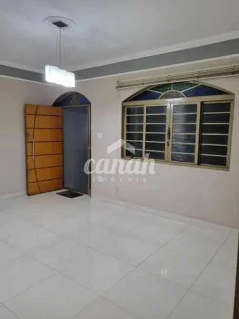 Foto 1 de Casa com 4 Quartos à venda, 190m² em Ipiranga, Ribeirão Preto