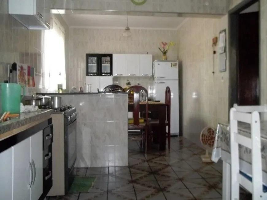 Foto 1 de Casa com 2 Quartos à venda, 170m² em Jardim Redentor, Franca