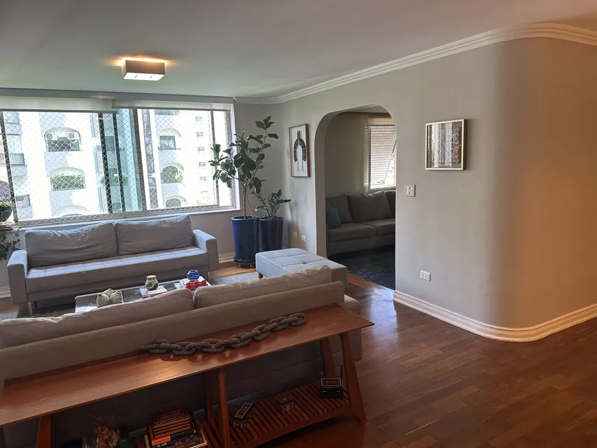 Foto 1 de Apartamento com 3 Quartos à venda, 170m² em Vila Nova Conceição, São Paulo