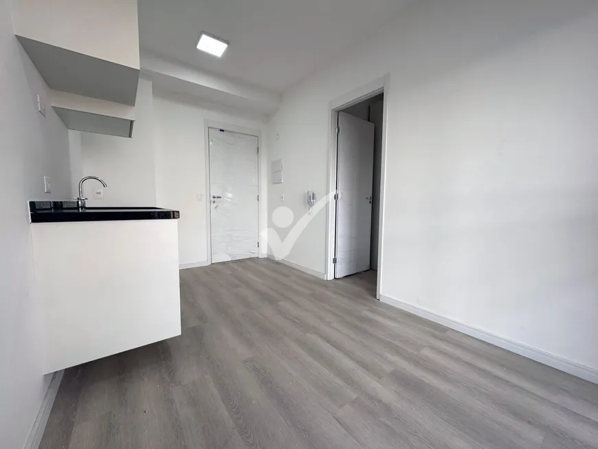 Foto 1 de Apartamento com 1 Quarto para alugar, 28m² em Vila Independência, São Paulo