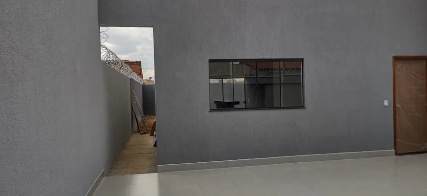 Foto 1 de Casa com 3 Quartos à venda, 122m² em Residencial Santa Fe, Goiânia