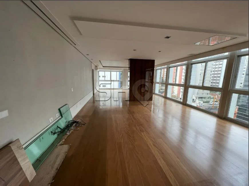 Foto 1 de Apartamento com 3 Quartos à venda, 251m² em Centro, São Paulo