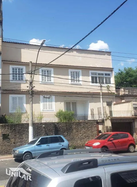 Foto 1 de Casa com 7 Quartos à venda, 260m² em Retiro, Volta Redonda