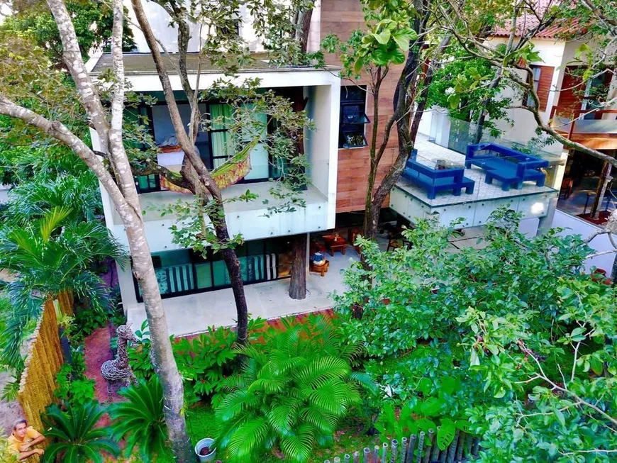 Foto 1 de Casa de Condomínio com 4 Quartos para venda ou aluguel, 450m² em Emaús, Parnamirim