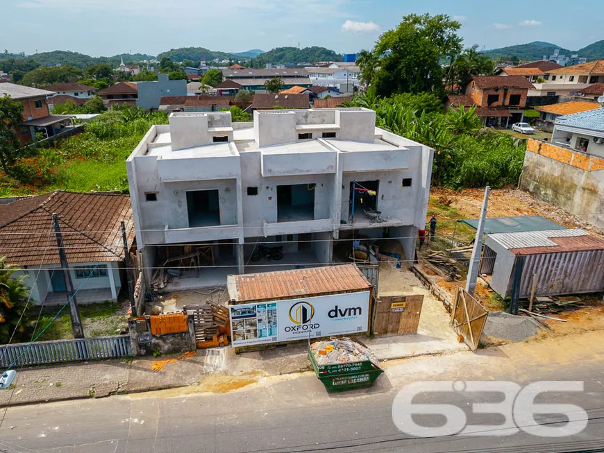 Foto 1 de Sobrado com 3 Quartos à venda, 109m² em Vila Nova, Joinville