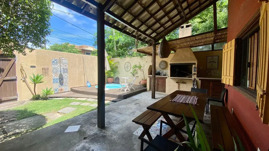 Foto 1 de Casa de Condomínio com 4 Quartos à venda, 200m² em Portinho, Cabo Frio