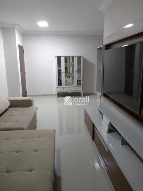 Foto 1 de Apartamento com 3 Quartos à venda, 130m² em Centro, Mirassol