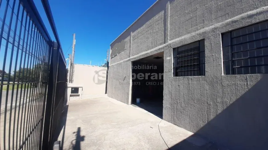 Foto 1 de Galpão/Depósito/Armazém para alugar, 350m² em Jardim do Lago, Campinas