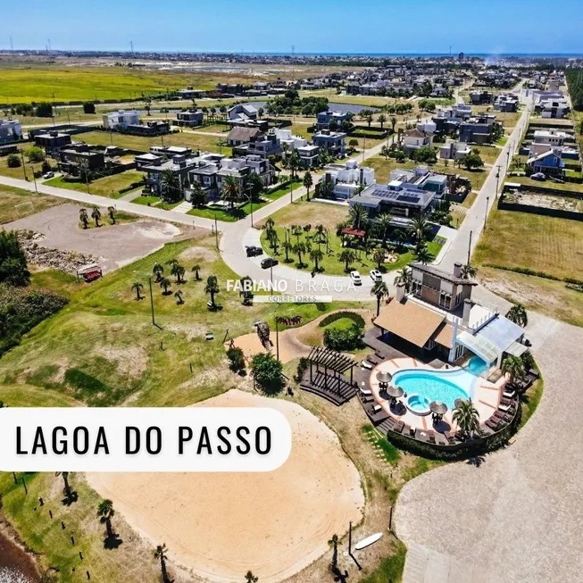 Foto 1 de Lote/Terreno à venda, 664m² em Atlantida Sul, Osório