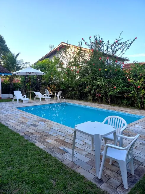 Foto 1 de Casa com 3 Quartos para alugar, 265m² em Agua Branca, Ilhabela