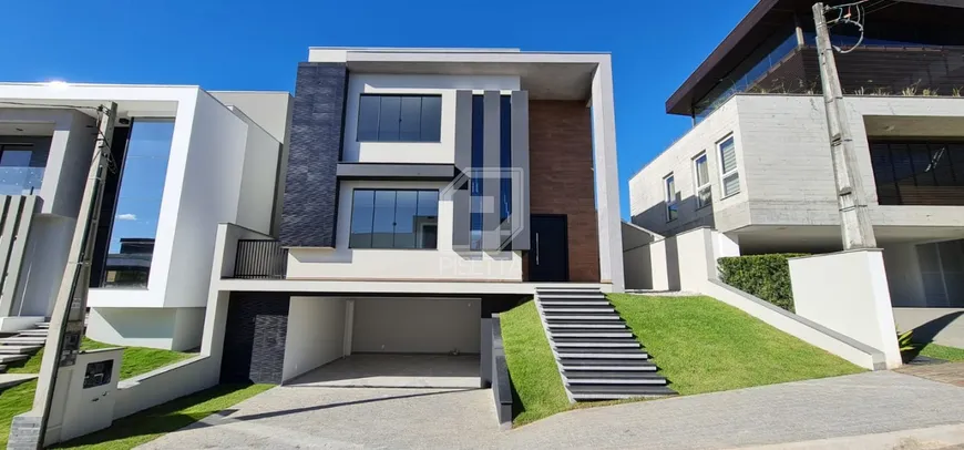 Foto 1 de Casa de Condomínio com 1 Quarto à venda, 279m² em Itoupava Central, Blumenau