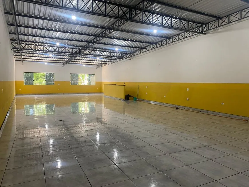 Foto 1 de Galpão/Depósito/Armazém para alugar, 280m² em Parque Santa Teresa, Carapicuíba