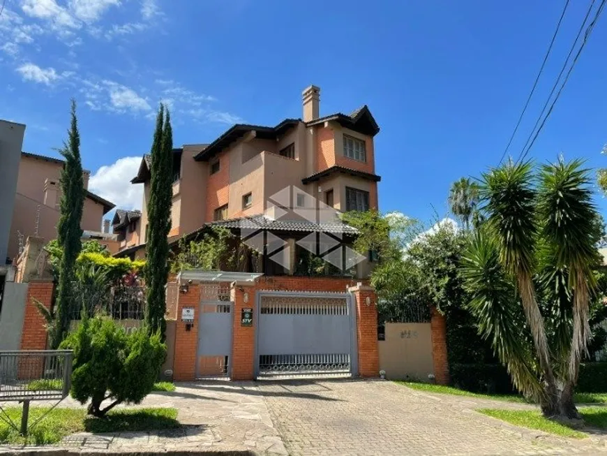Foto 1 de Casa de Condomínio com 3 Quartos à venda, 256m² em Vila Assunção, Porto Alegre