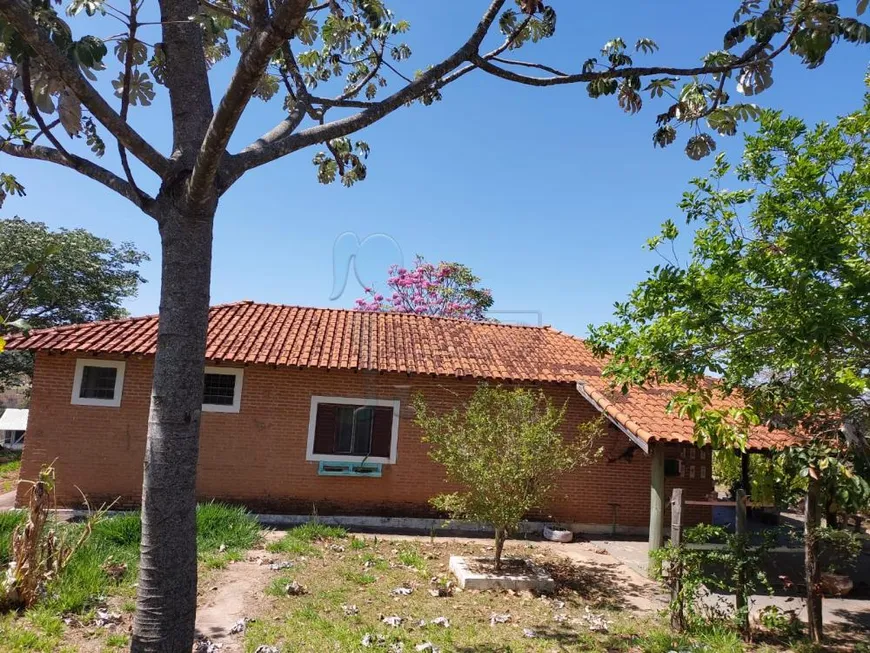 Foto 1 de Fazenda/Sítio com 5 Quartos à venda, 20000m² em Zona Rural, Cajuru