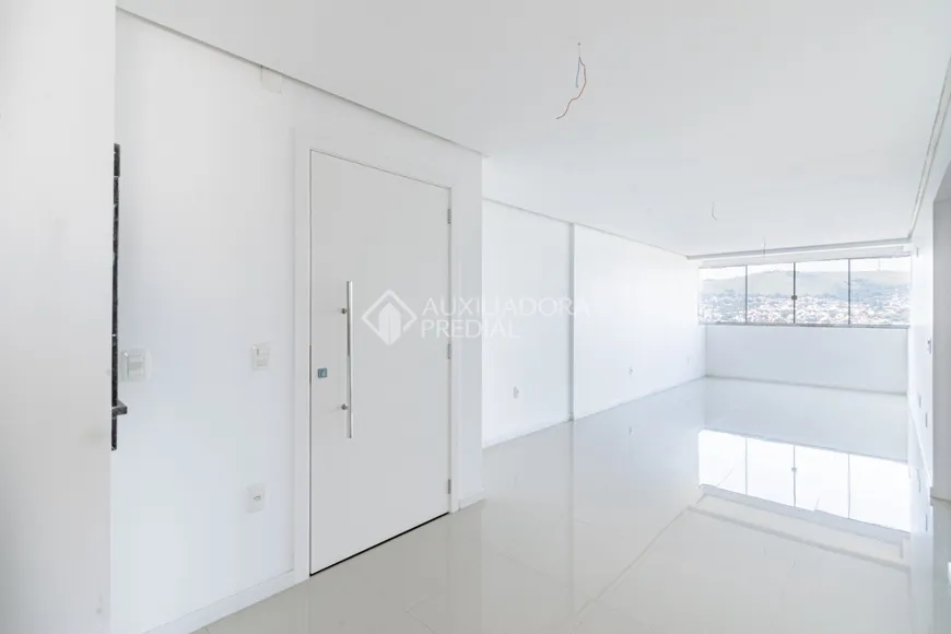 Foto 1 de Apartamento com 2 Quartos à venda, 69m² em Jardim Botânico, Porto Alegre