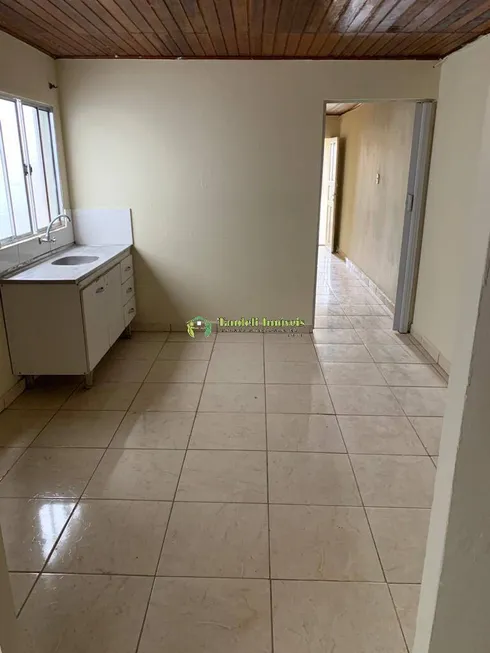 Foto 1 de Casa com 5 Quartos à venda, 134m² em Jardim Teles de Menezes, Santo André