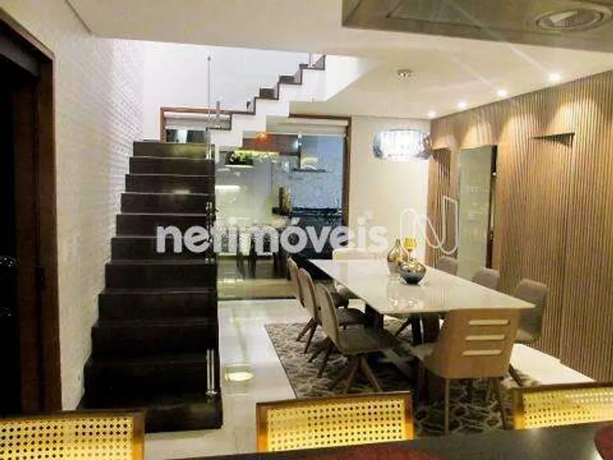 Foto 1 de Casa com 5 Quartos à venda, 300m² em Copacabana, Belo Horizonte