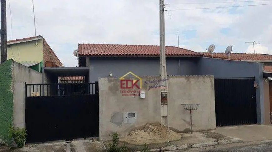 Foto 1 de Casa com 4 Quartos à venda, 250m² em Triângulo, Pindamonhangaba