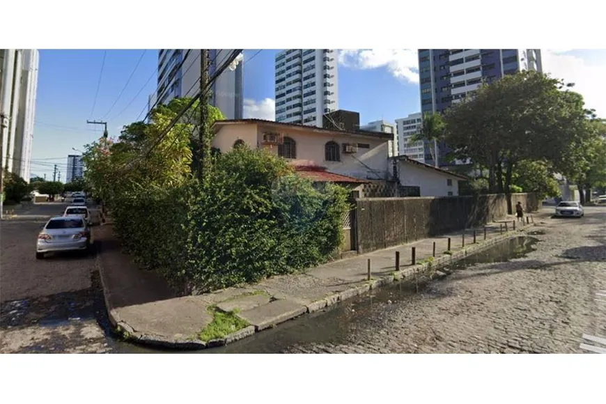 Foto 1 de Casa com 6 Quartos para alugar, 852m² em Candeias, Jaboatão dos Guararapes