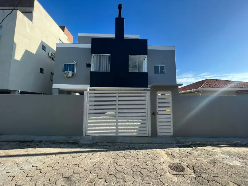 Foto 1 de Apartamento com 2 Quartos à venda, 60m² em Ingleses do Rio Vermelho, Florianópolis