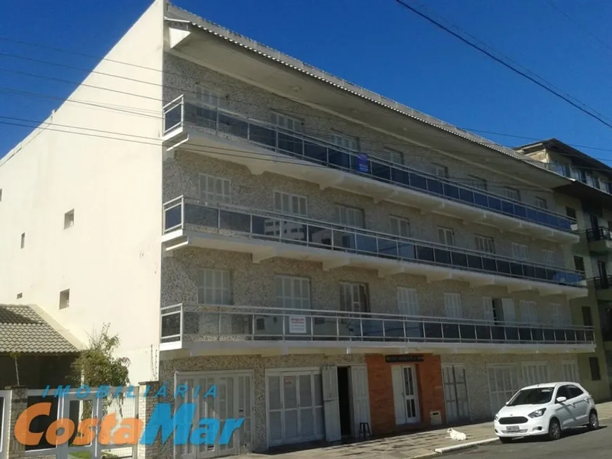 Foto 1 de Apartamento com 1 Quarto à venda, 47m² em Centro, Tramandaí