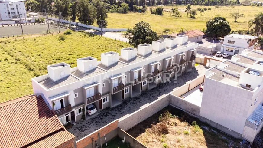 Foto 1 de Casa de Condomínio com 2 Quartos à venda, 73m² em Recife, Tubarão