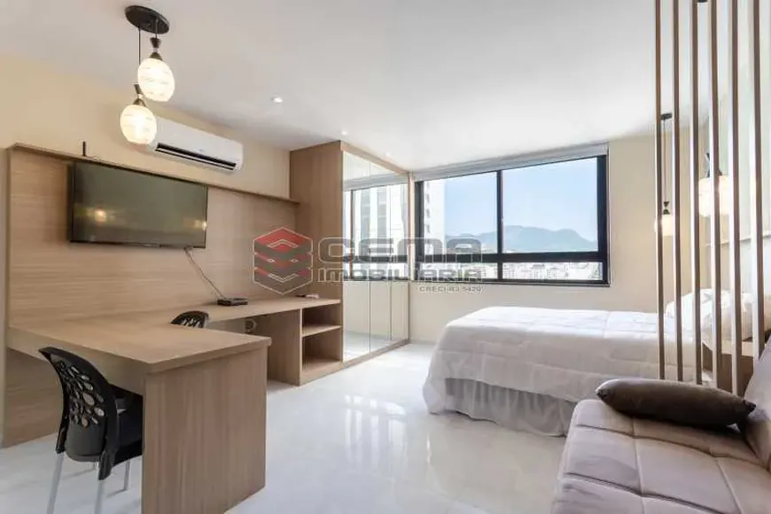 Foto 1 de Apartamento com 1 Quarto para alugar, 33m² em Centro, Rio de Janeiro