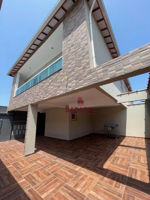 Foto 1 de Casa de Condomínio com 2 Quartos à venda, 57m² em Vila Tupi, Praia Grande