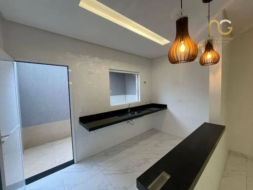 Foto 1 de Casa de Condomínio com 2 Quartos à venda, 56m² em Cidade Ocian, Praia Grande