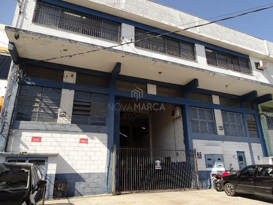 Foto 1 de Galpão/Depósito/Armazém à venda, 1250m² em Navegantes, Porto Alegre