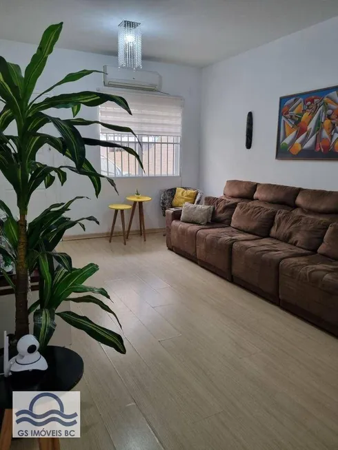 Foto 1 de Casa de Condomínio com 2 Quartos à venda, 78m² em Tabuleiro Monte Alegre, Camboriú