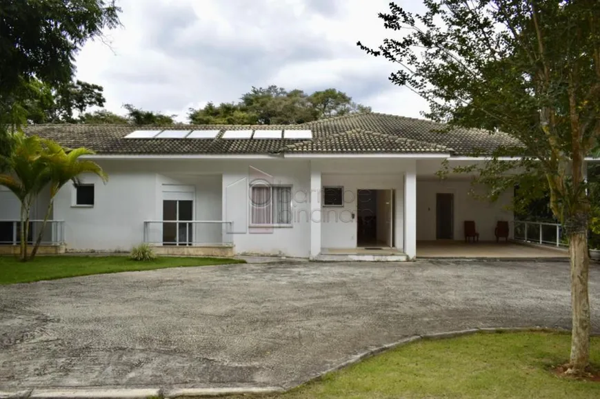 Foto 1 de Casa de Condomínio com 3 Quartos para alugar, 479m² em Caxambú, Jundiaí