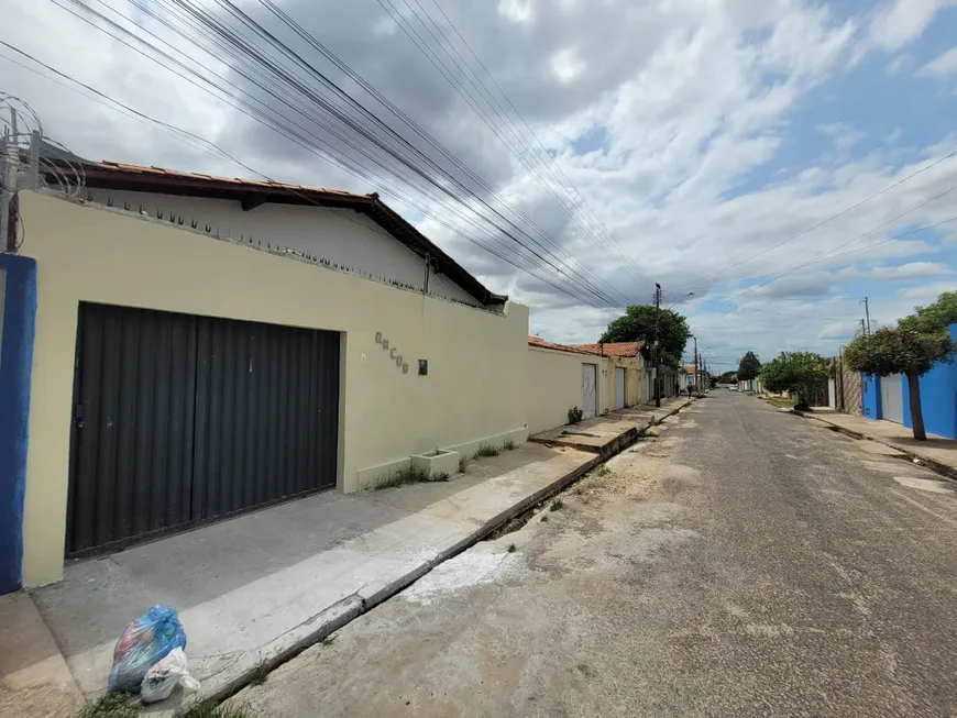 Foto 1 de Casa com 3 Quartos à venda, 160m² em Vale Quem Tem, Teresina