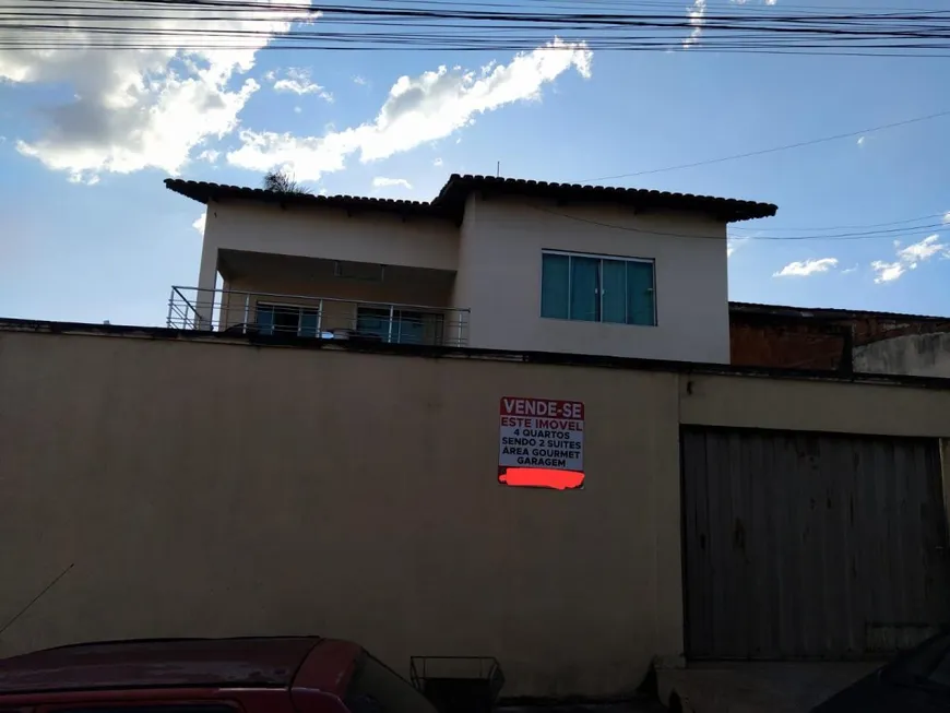 Foto 1 de Casa com 4 Quartos à venda, 231m² em Setor Morada do Sol, Goiânia