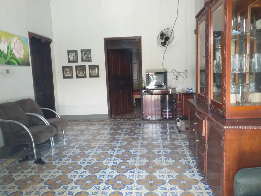 Foto 1 de Casa com 3 Quartos à venda, 250m² em , Cajazeiras