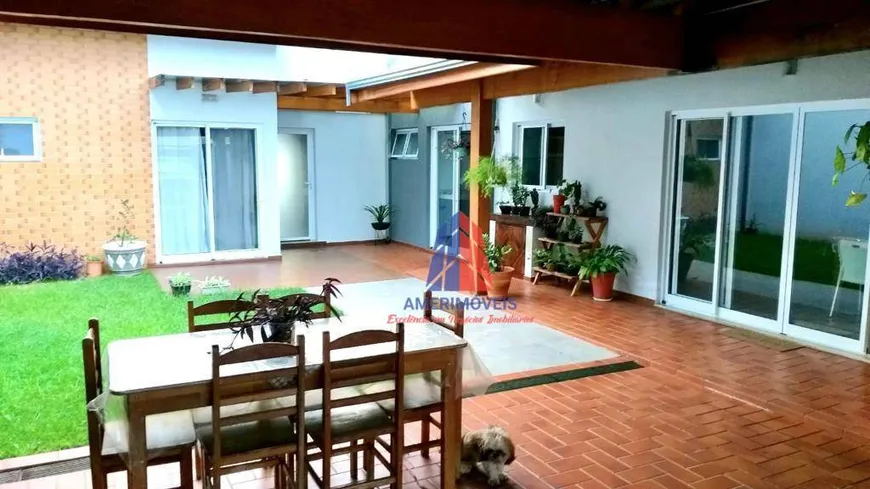 Foto 1 de Casa com 3 Quartos à venda, 170m² em Jardim Maria Helena, Nova Odessa