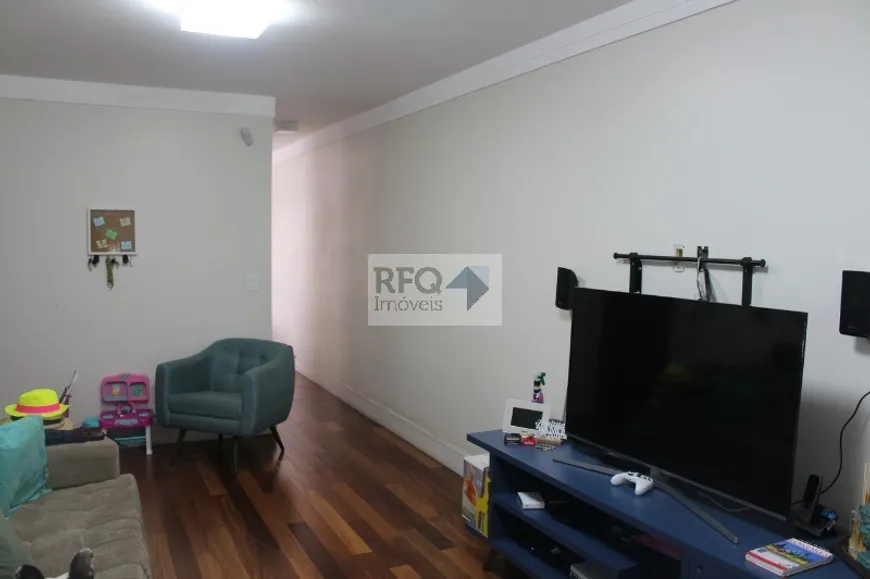 Foto 1 de Sobrado com 3 Quartos à venda, 150m² em Vila Firmiano Pinto, São Paulo