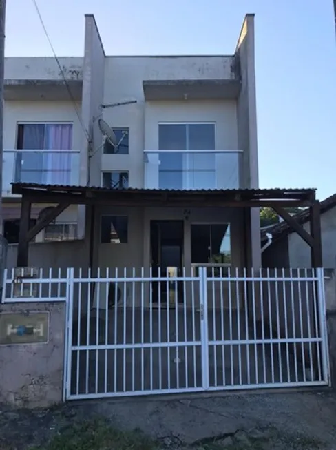 Foto 1 de Casa com 2 Quartos à venda, 55m² em Parque Guarani, Joinville