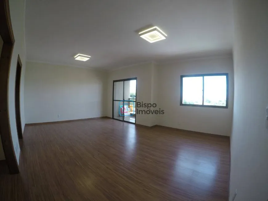 Foto 1 de Apartamento com 3 Quartos à venda, 177m² em Vila Frezzarin, Americana