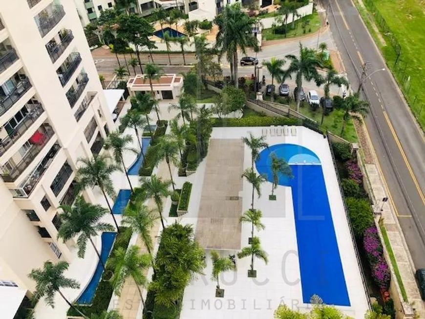 Foto 1 de Apartamento com 4 Quartos à venda, 137m² em Vila Brandina, Campinas